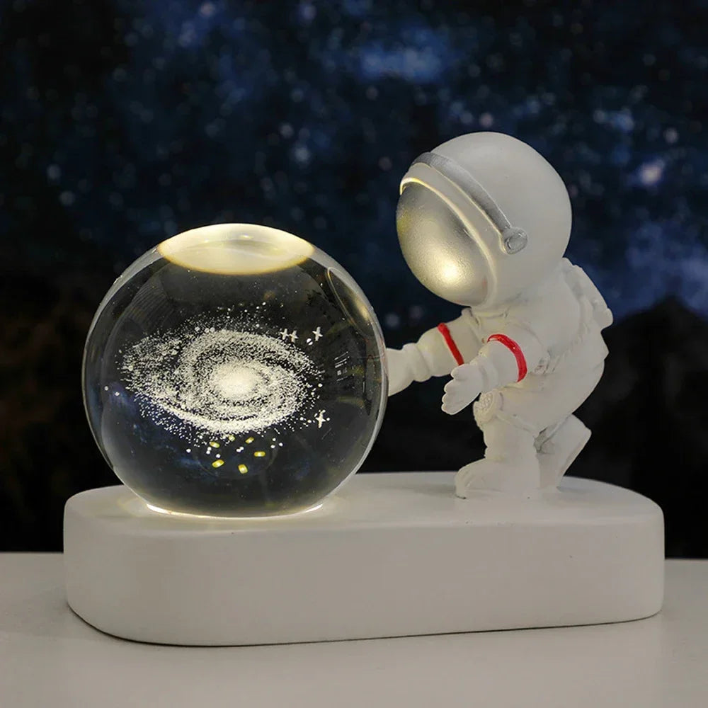 Astronaut Starry Sky Crystal Ball Night Light