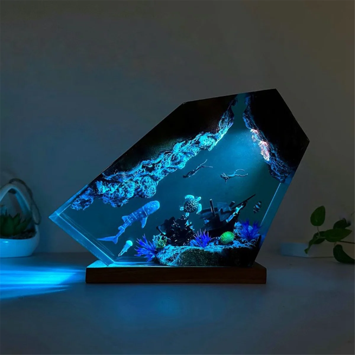 Undersea Resin Lamp Whale Turtle Human Diving Night Light