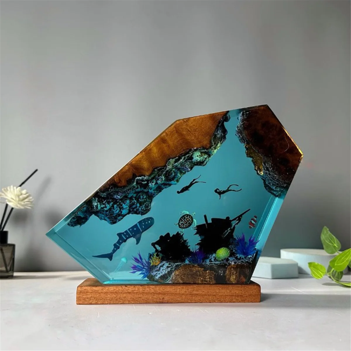 Undersea Resin Lamp Whale Turtle Human Diving Night Light